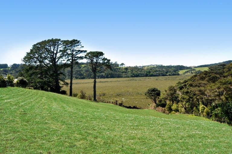 Photo of property in 252 Ridge Road, Mahurangi East, Warkworth, 0982