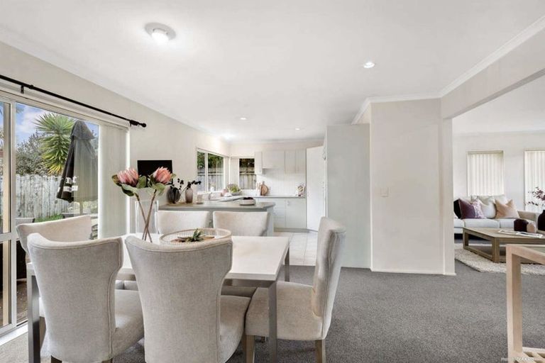 Photo of property in 1/11 Keswick Close, Northpark, Auckland, 2013