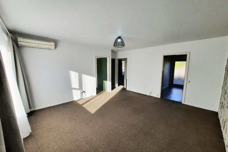 Photo of property in 2/79 Champion Street, Edgeware, Christchurch, 8013
