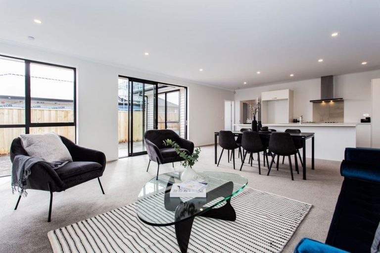 Photo of property in 6 Eric Melrose Lane, Halswell, Christchurch, 8025