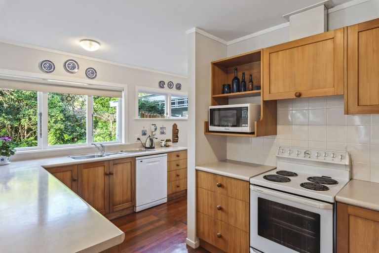 Photo of property in 46 Kohekohe Road, Waikanae, 5036