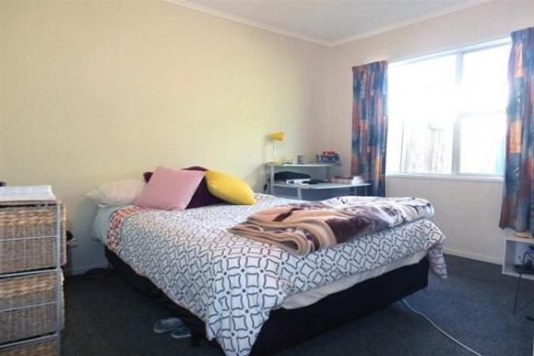 Photo of property in 2/57 Mathesons Road, Phillipstown, Christchurch, 8011