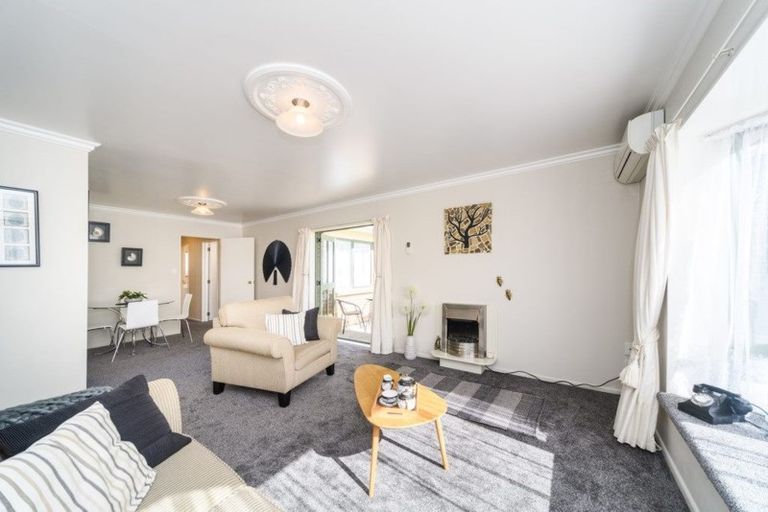 Photo of property in 72a Stanley Avenue, Palmerston North, 4414