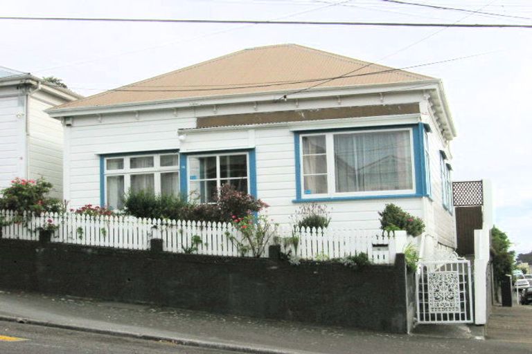 Photo of property in 16 Stoke Street, Newtown, Wellington, 6021