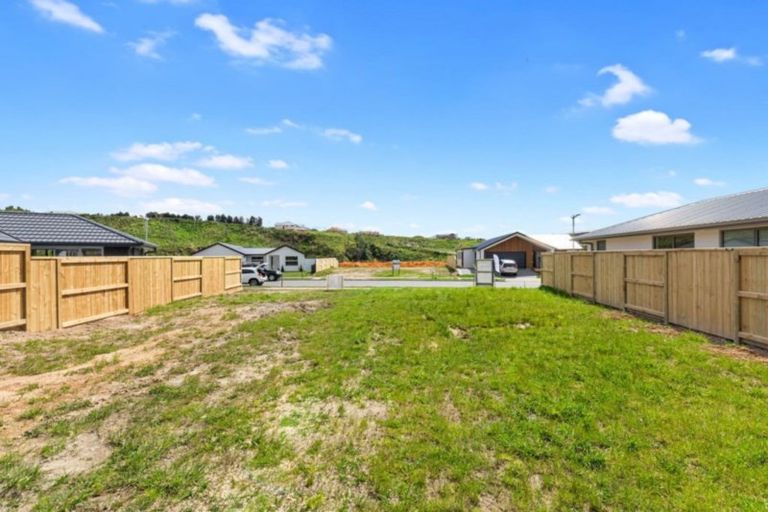 Photo of property in 126 Whakaturou Crescent, Pyes Pa, Tauranga, 3112