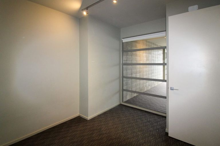 Photo of property in Vespa Apartments, 402/20 Hanson Street, Mount Cook, Wellington, 6021