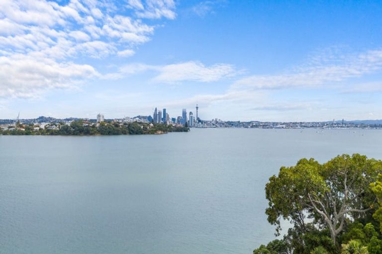 Photo of property in 3/63a Norwood Road, Bayswater, Auckland, 0622