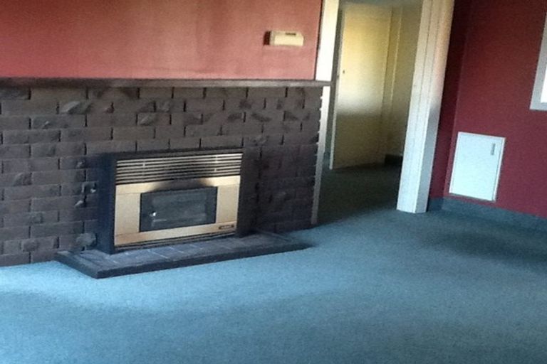 Photo of property in 14 Ingle Avenue, Waipahihi, Taupo, 3330