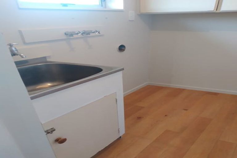 Photo of property in 29 Valecrest Avenue, Parklands, Christchurch, 8083