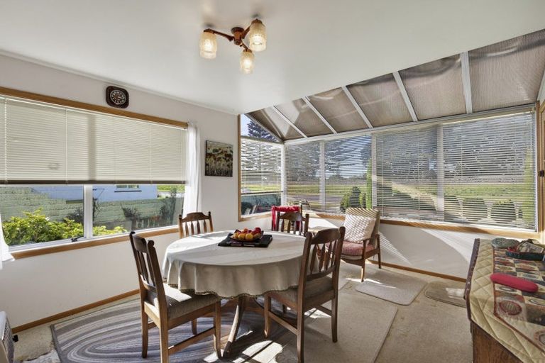 Photo of property in 87 Queen Street, Waitara, 4320