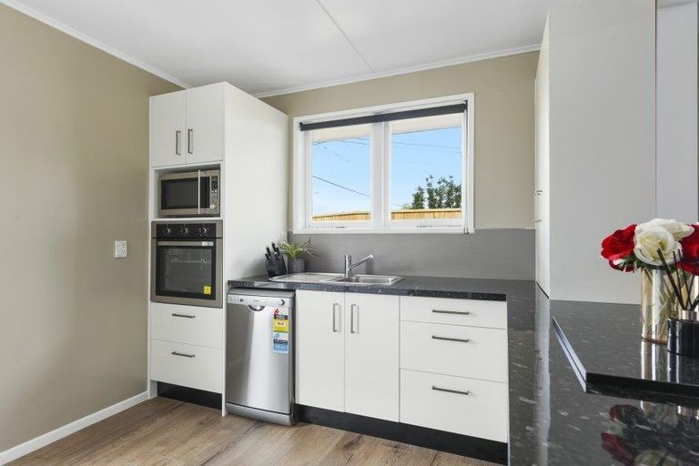 Photo of property in 1/62 Ararino Street, Trentham, Upper Hutt, 5018