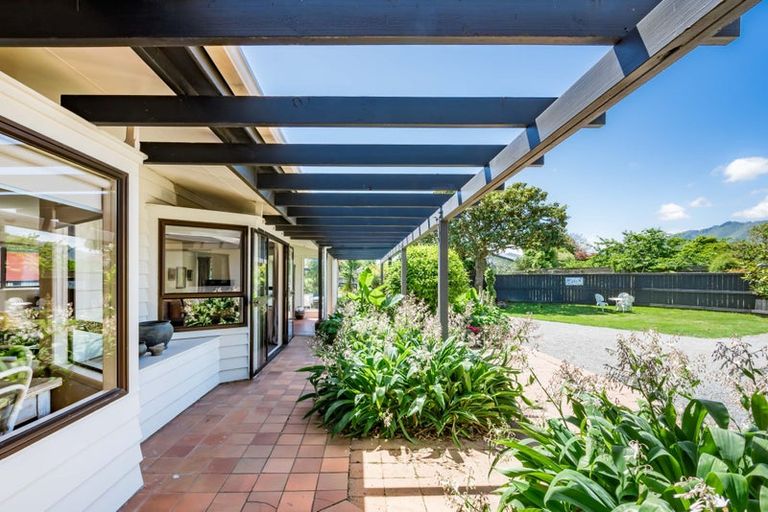 Photo of property in 314 Te Moana Road, Waikanae, 5036