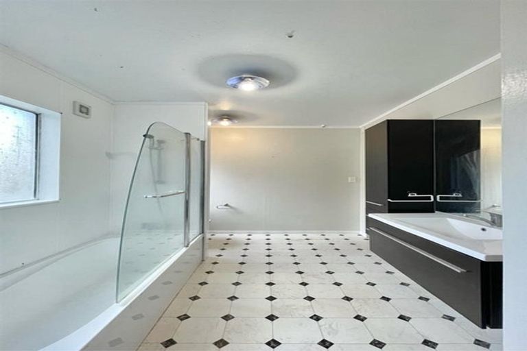 Photo of property in 4/84 Rintoul Street, Newtown, Wellington, 6021