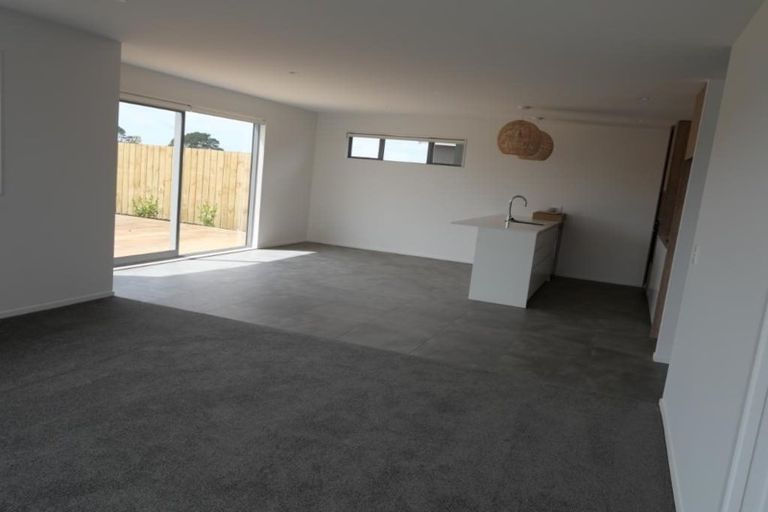 Photo of property in 11 Wheriko Avenue, Glenbrook, Waiuku, 2681