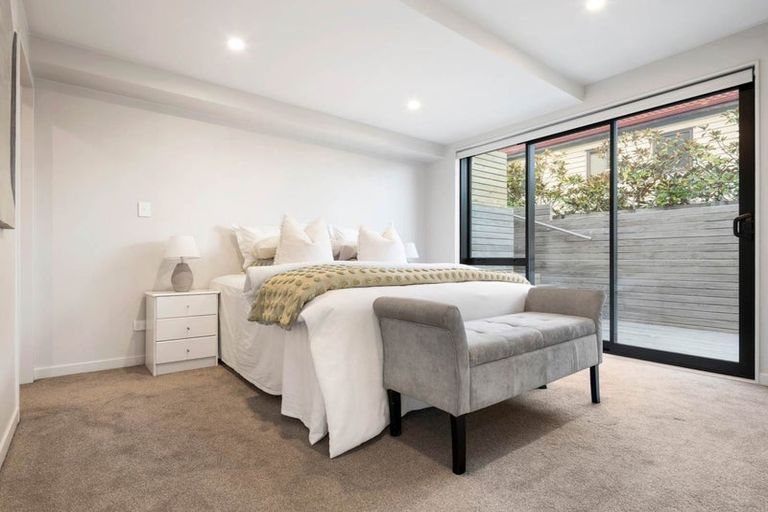 Photo of property in 15c Living Stream Road, Albany Heights, Auckland, 0632