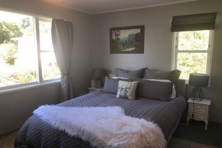 Photo of property in 15 Cunliffe Street, Johnsonville, Wellington, 6037