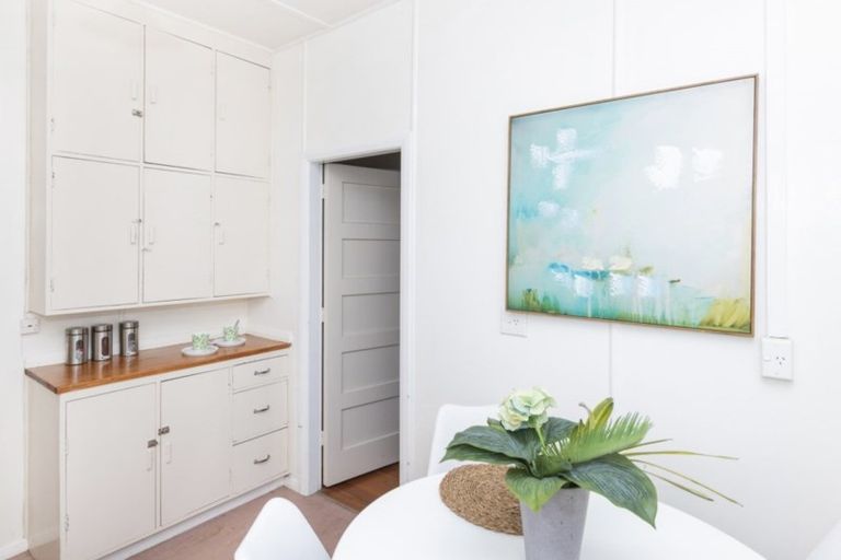 Photo of property in 6 De Lautour Road, Kaiti, Gisborne, 4010