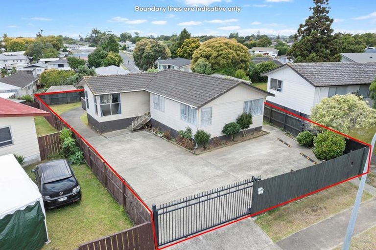 Photo of property in 14 Yearsley Place, Manurewa, Auckland, 2102