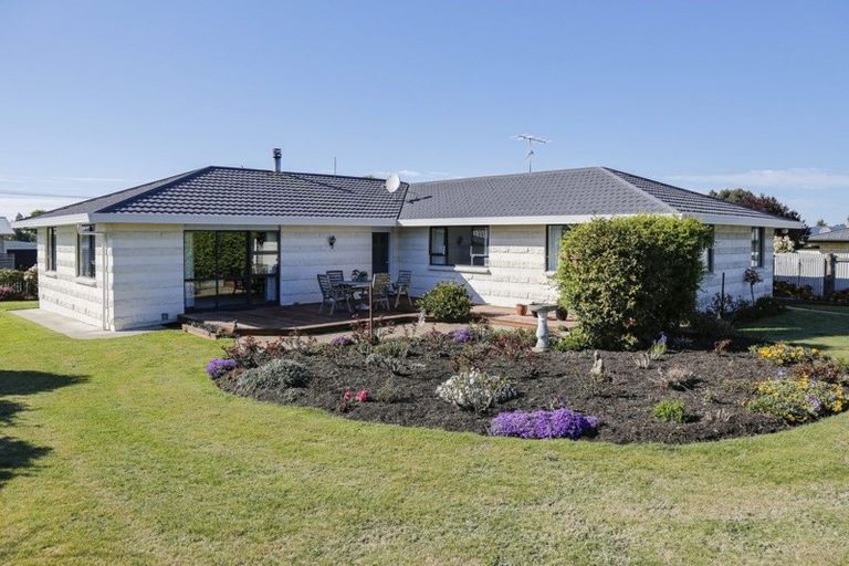 Photo of property in 15 Gordon Street, Weston, Oamaru, 9401