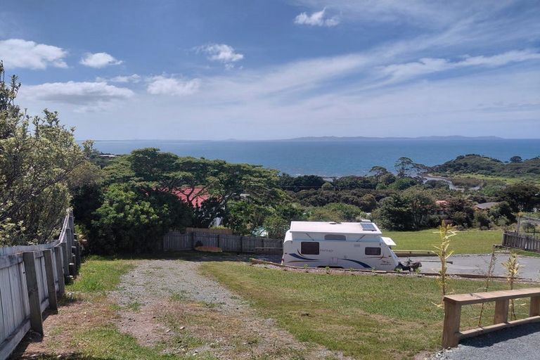 Photo of property in 13 Nancy Wake Place, Cable Bay, 0420