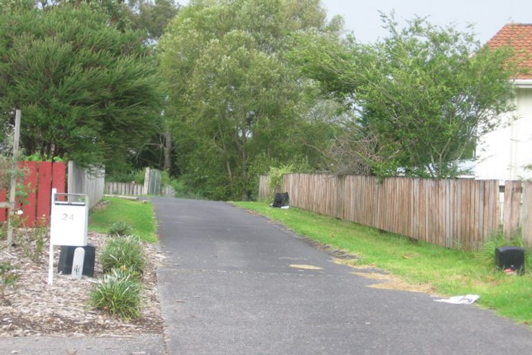 Photo of property in 24 Afton Place, Ranui, Auckland, 0612