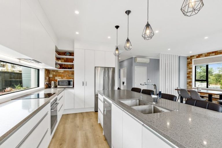 Photo of property in 52 Kano Way, Hobsonville, Auckland, 0616