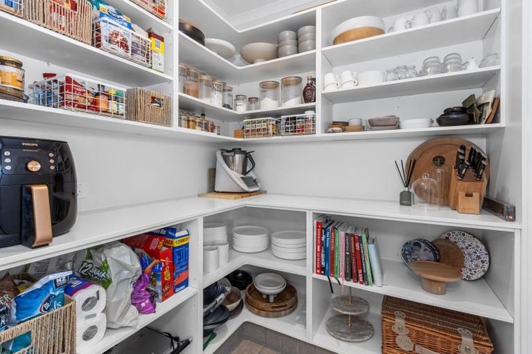 Photo of property in 9 Whincops Road, Halswell, Christchurch, 8025