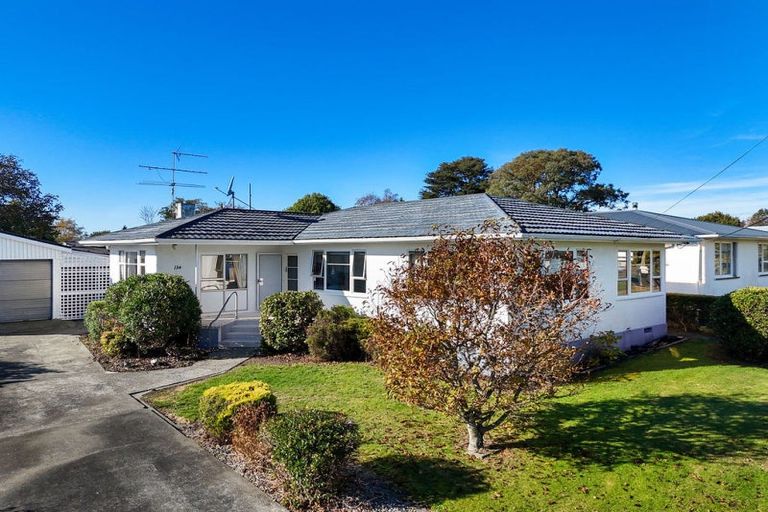 Photo of property in 134 Pembroke Street, Carterton, 5713