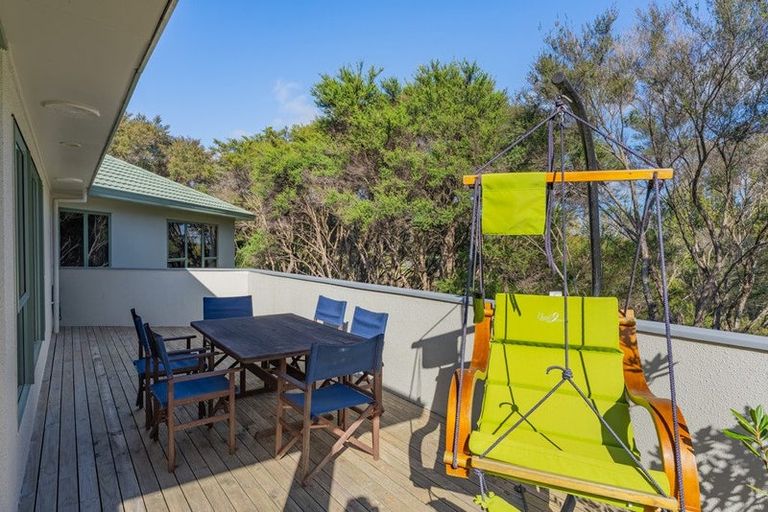 Photo of property in 11 Grand Poppa Way, Otaihanga, Paraparaumu, 5036