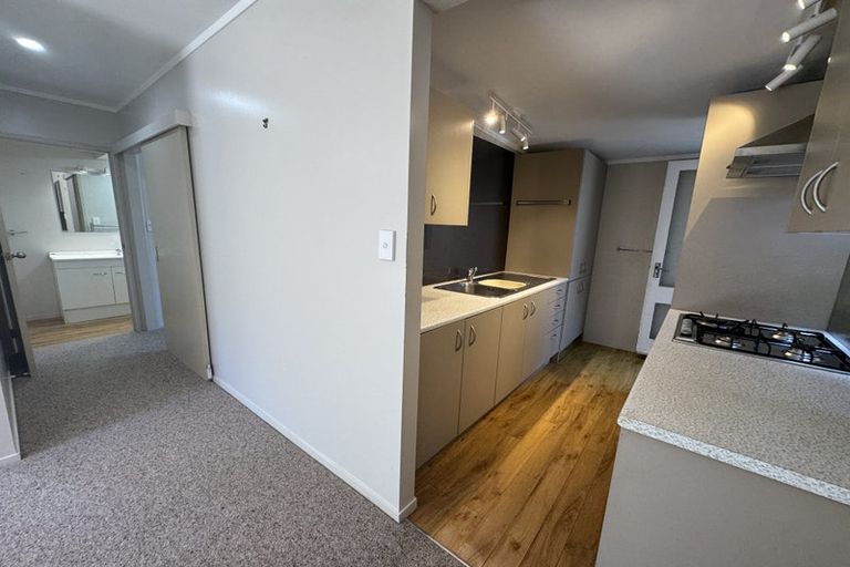 Photo of property in 55 Blakeborough Drive, Forrest Hill, Auckland, 0620