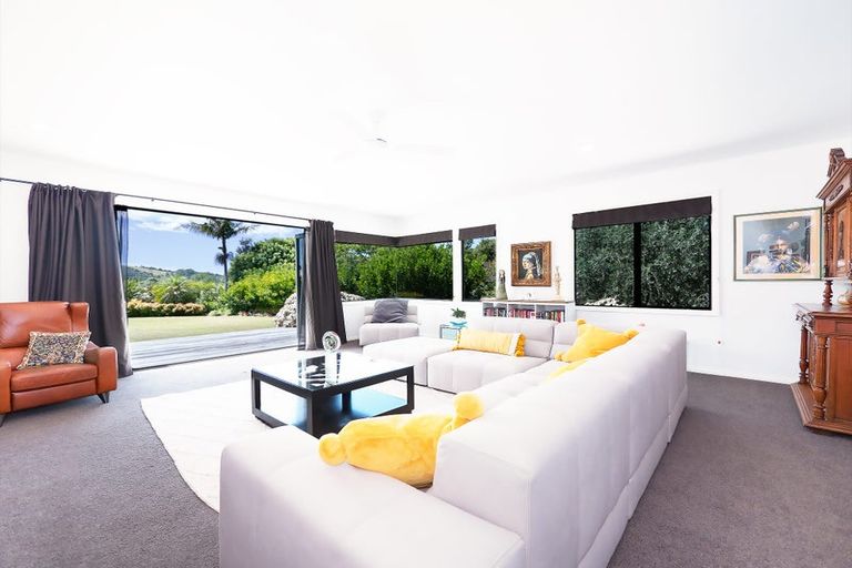 Photo of property in 28 Skudders Beach Road, Kerikeri, 0294