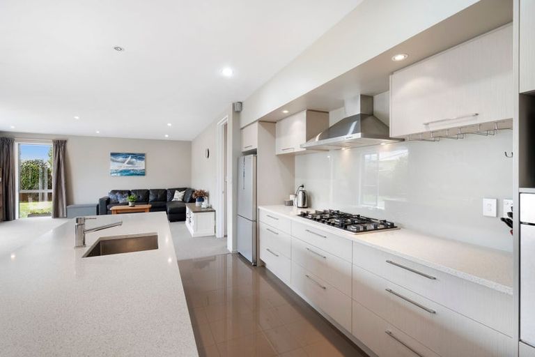 Photo of property in 10 Pahua Street, Pegasus, 7612