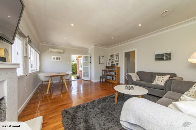 Photo of property in 29 Wallath Road, Onehunga, Auckland, 1061