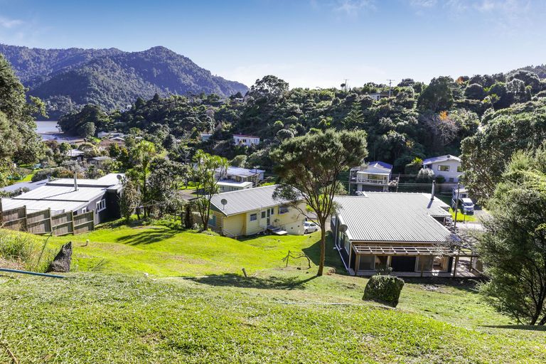 Photo of property in 39 Foster Avenue, Huia, Auckland, 0604