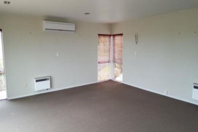 Photo of property in 10a Oban Road, Browns Bay, Auckland, 0630