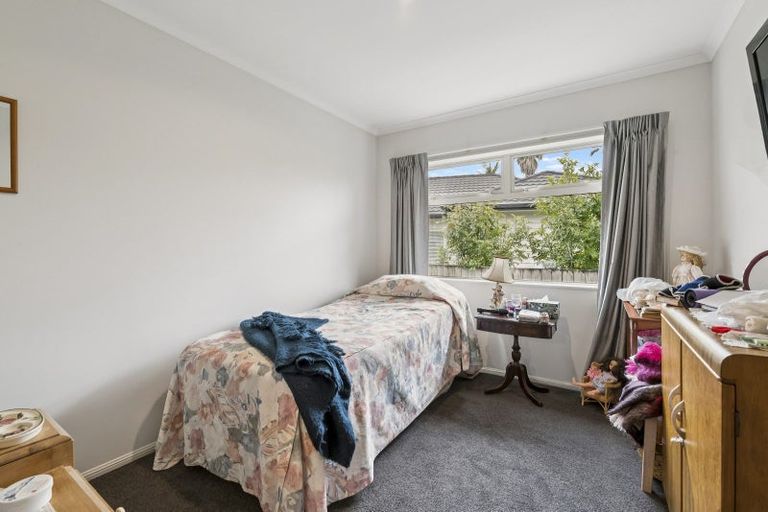 Photo of property in 18a Doment Crescent, Orewa, 0931