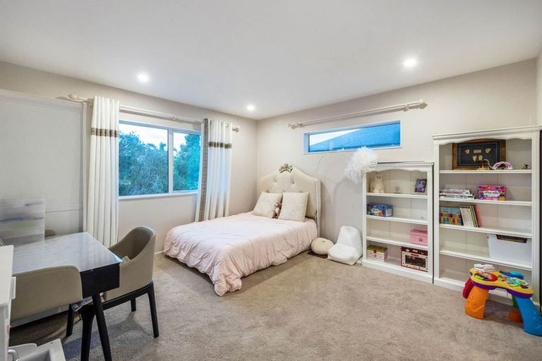 Photo of property in 216e Metcalfe Road, Ranui, Auckland, 0612