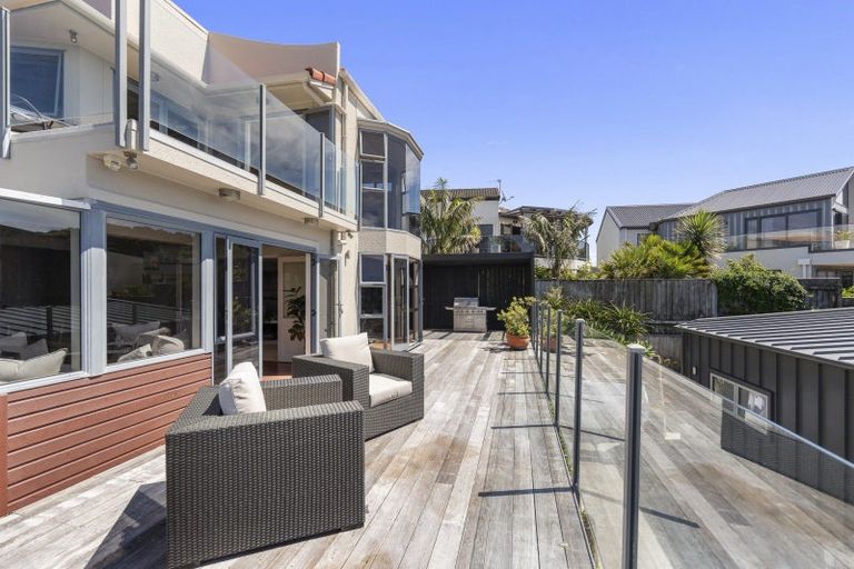 Photo of property in 18 Hine Street, New Plymouth, 4310