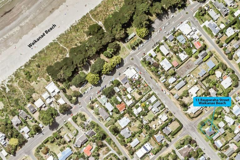 Photo of property in 13 Rauparaha Street, Waikanae Beach, Waikanae, 5036