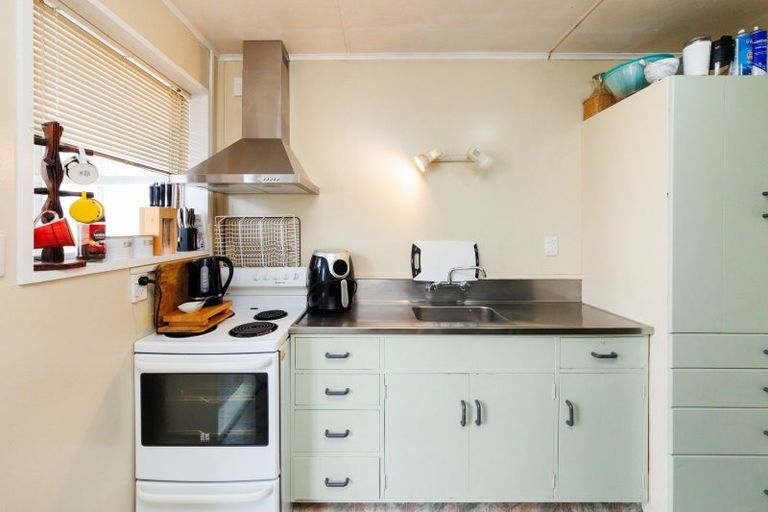 Photo of property in 2/6 Bowen Street, Feilding, 4702