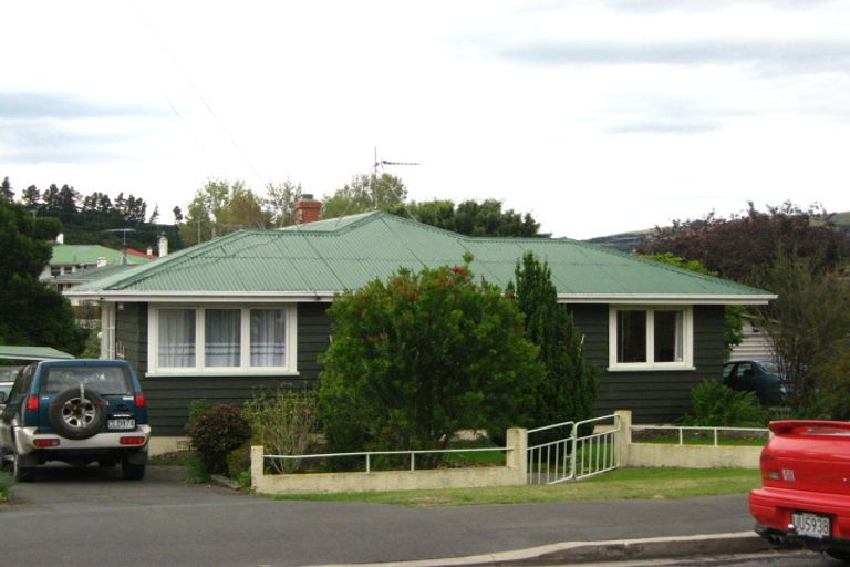 Photo of property in 4 Sickels Street, Fairfield, Dunedin, 9018