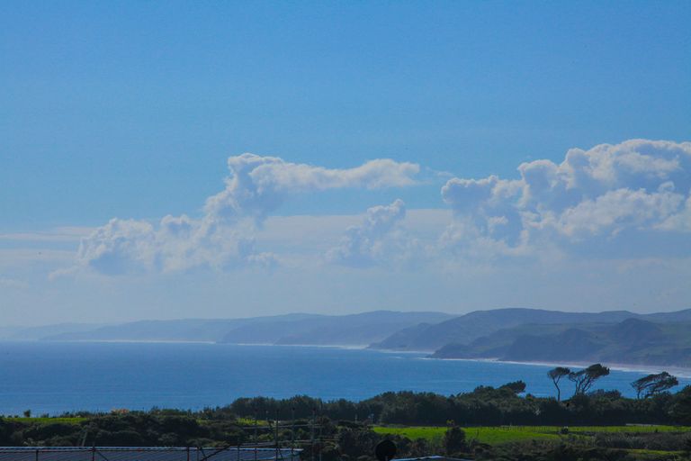 Photo of property in 76 Te Ahiawa Road, Raglan, 3297