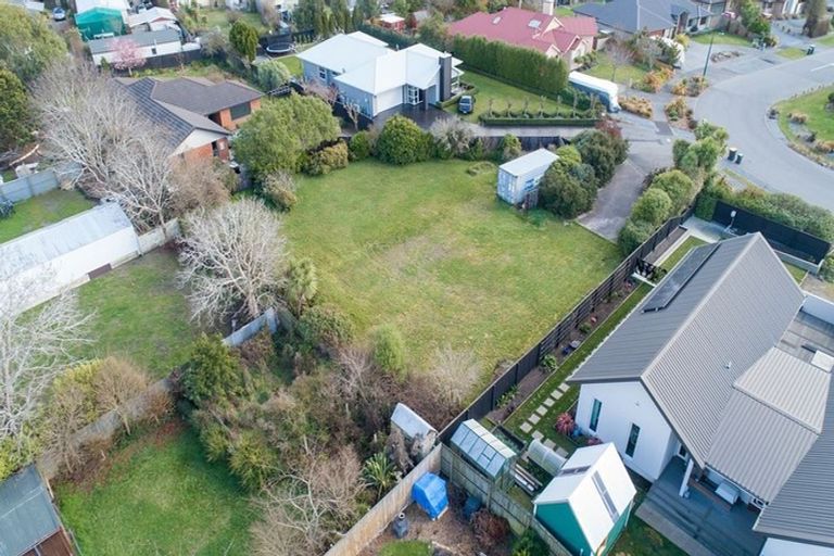 Photo of property in 12 Nautilus Place, Spencerville, Christchurch, 8083