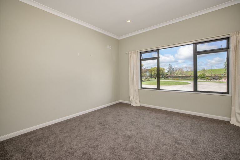 Photo of property in 858a Pirongia Road, Pirongia, Te Awamutu, 3876