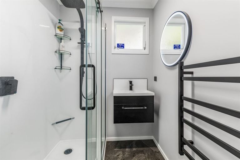 Photo of property in 13 Yemen Place, Ascot Park, Porirua, 5024