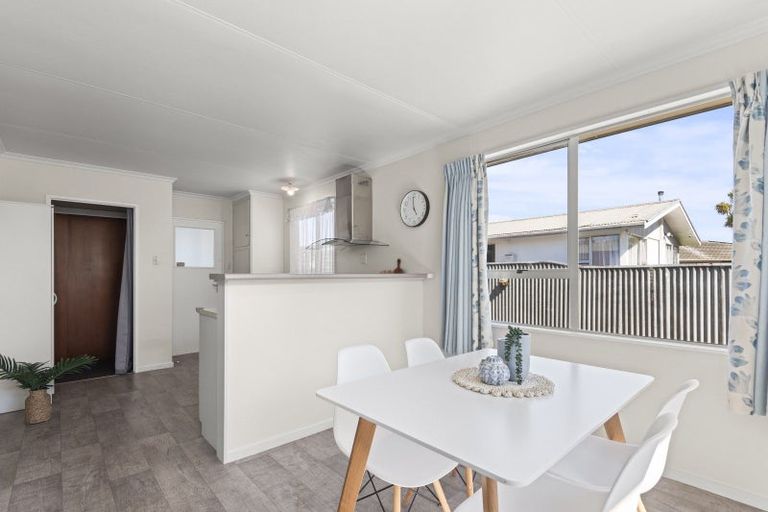 Photo of property in 36 Maxwells Line, Awapuni, Palmerston North, 4412