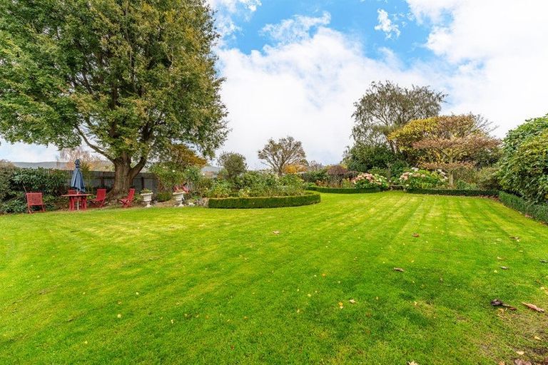 Photo of property in 96a Shearman Street, Waimate, 7924