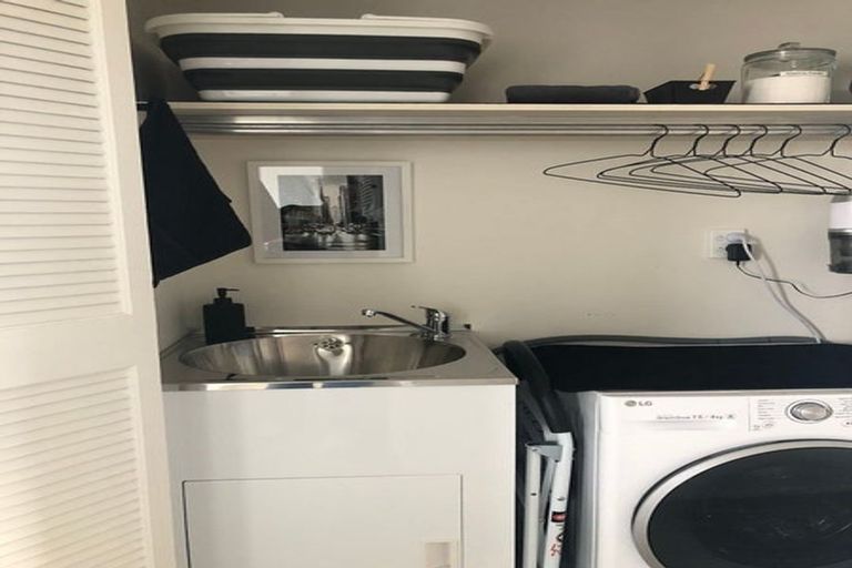 Photo of property in 8/58 Papanui Road, Merivale, Christchurch, 8014