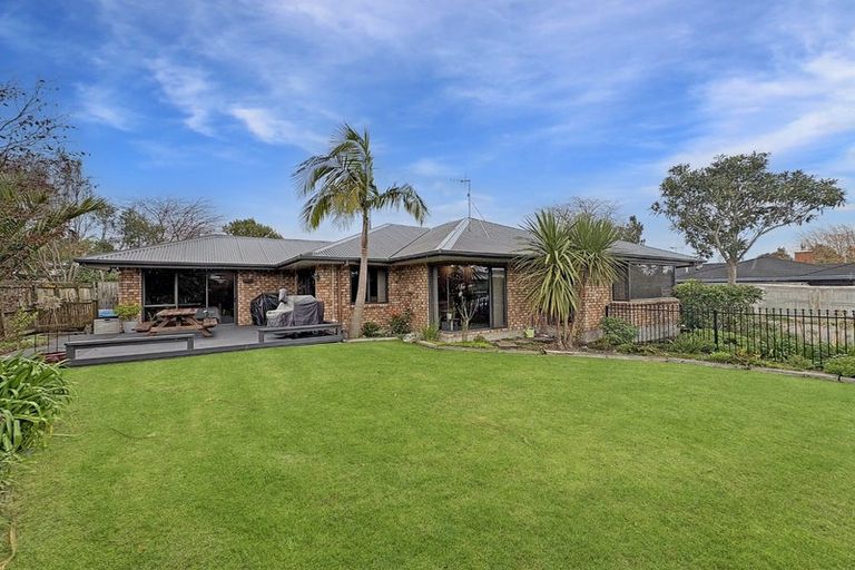 Photo of property in 3 Roseash Lane, Levin, 5510