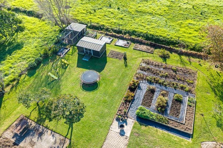 Photo of property in 694 Thornton Road, Thornton, Whakatane, 3194